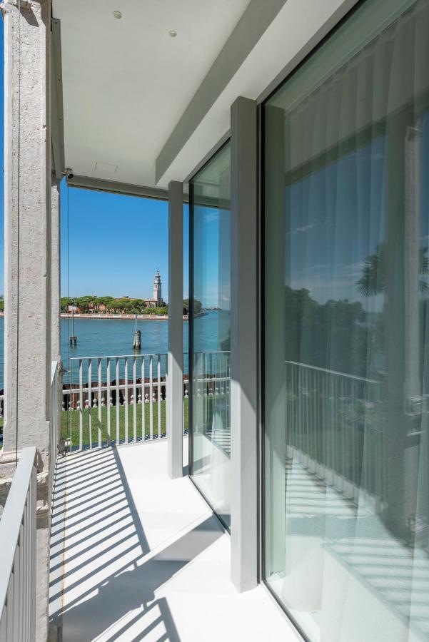 Ca' Delle Contesse - Villa On Lagoon With Private Dock And Spectacular View Венеция Лидо Екстериор снимка