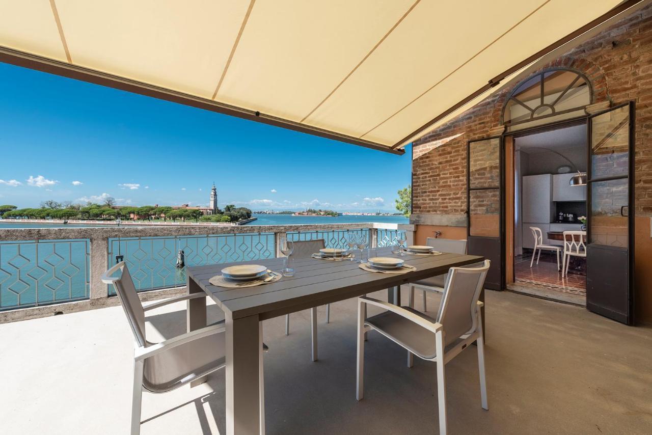 Ca' Delle Contesse - Villa On Lagoon With Private Dock And Spectacular View Венеция Лидо Екстериор снимка